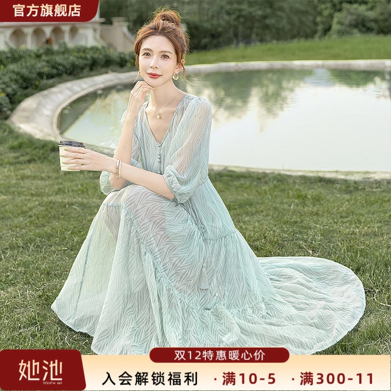 丝柏舍2025夏季新款女装时尚中长款V领收腰拼接连衣裙S52R2183L