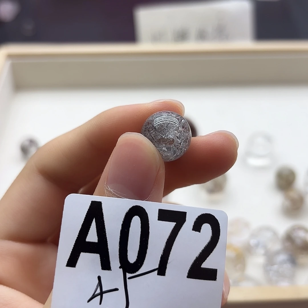 Y****珠宝半成品水晶未镶嵌72