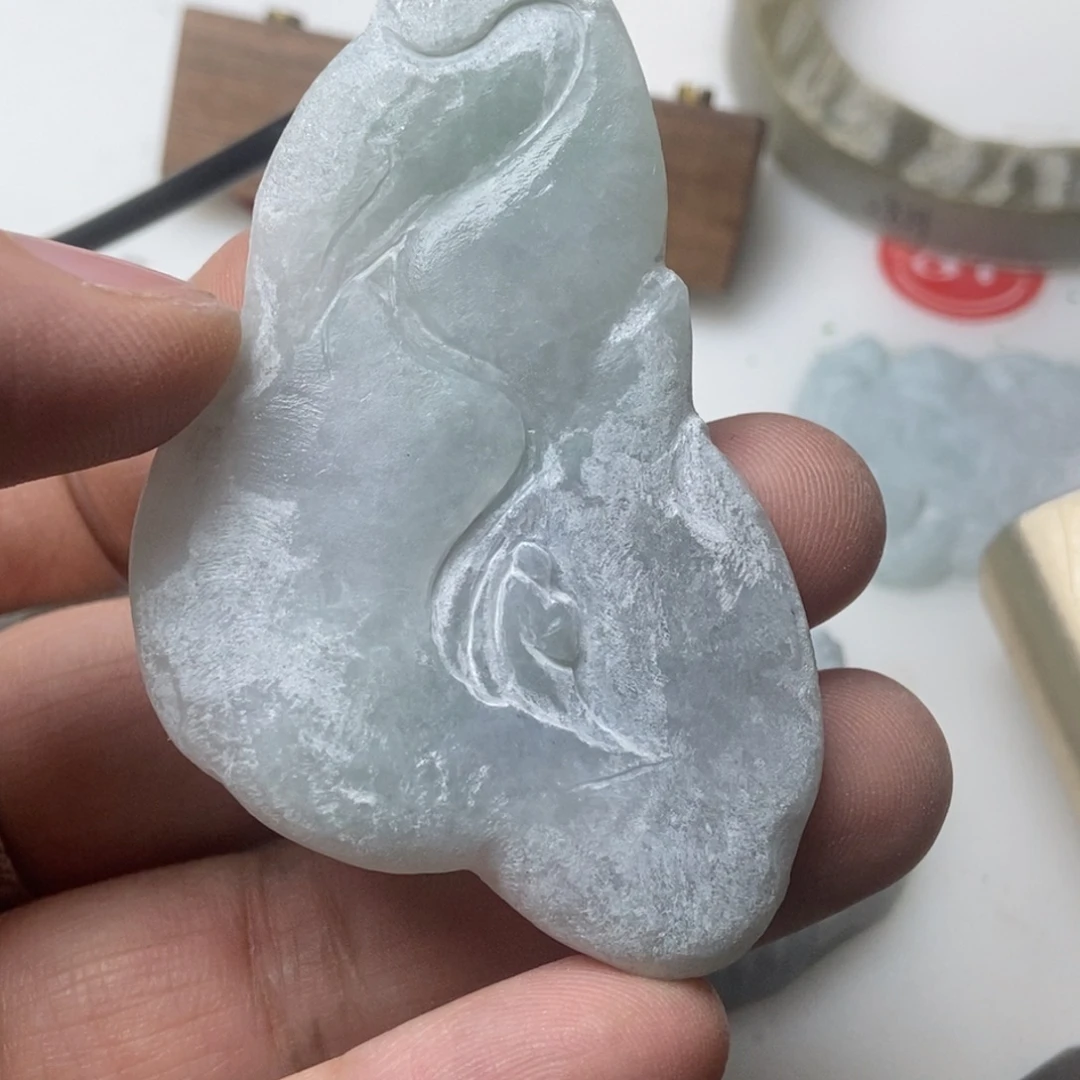 烽***身定制翡翠未镶嵌包括经济