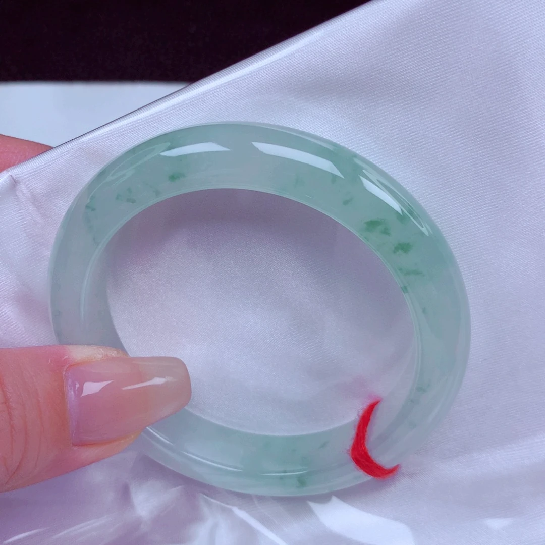 翡翠未镶嵌手镯手镯