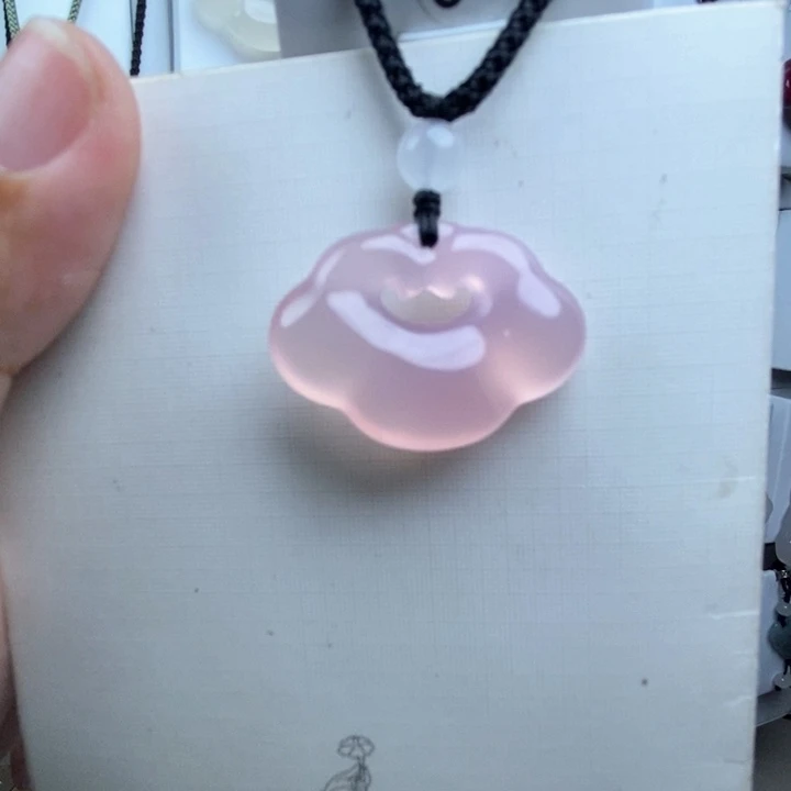 雨***步玛瑙/玉髓颈饰未镶嵌