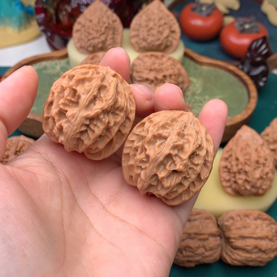 文玩核桃把件苹果园