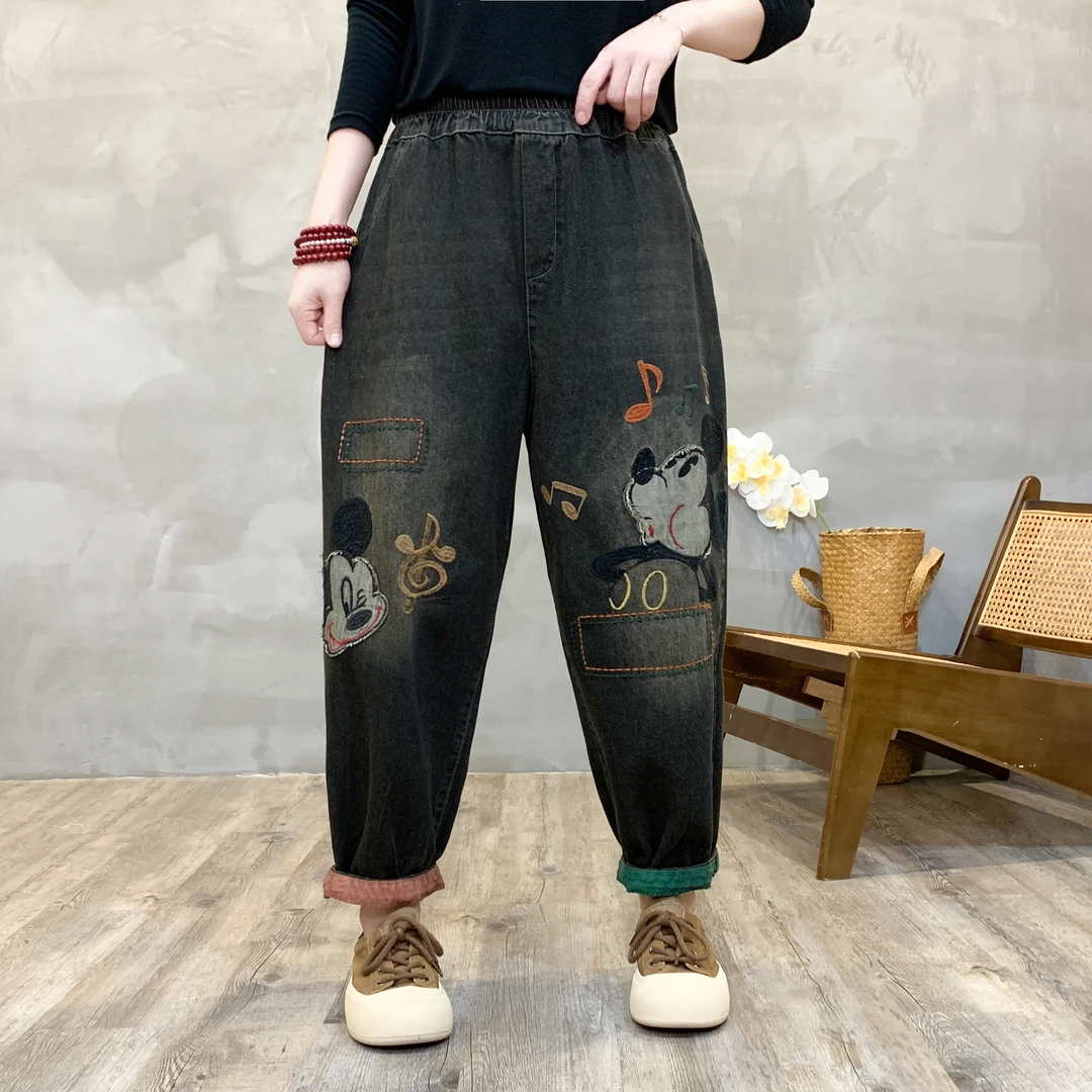 新款牛仔裤女大码复古显瘦宽松文艺绣花重工水洗民族风休闲牛仔裤