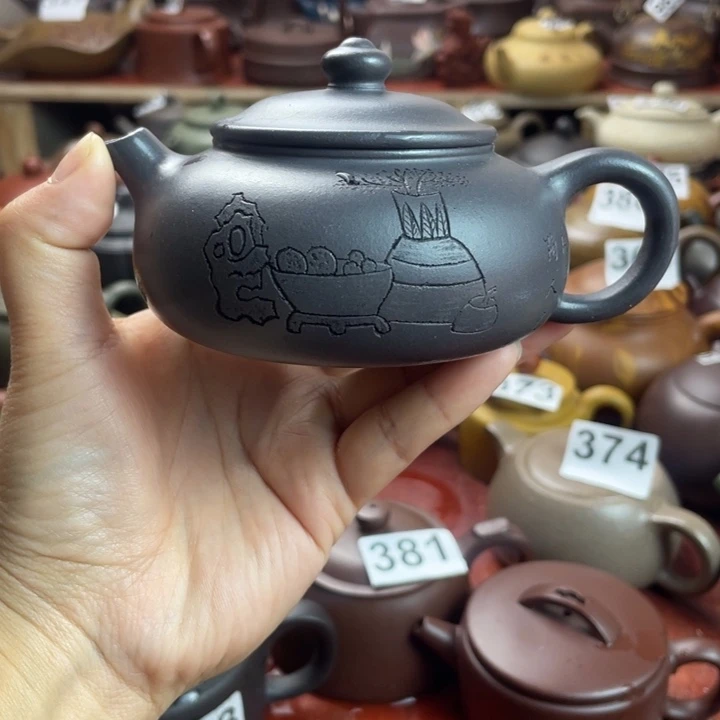 宜兴紫砂壶微瑕疵