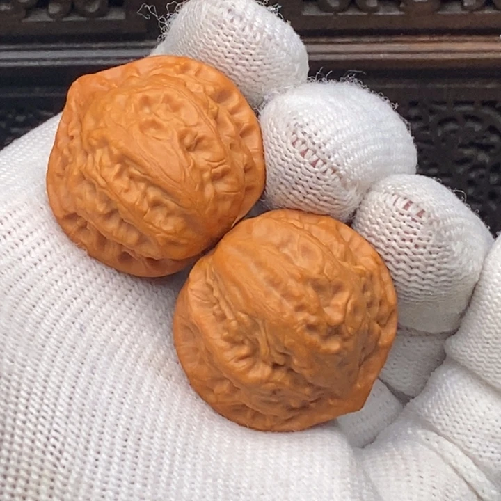 文玩核桃把件麒麟镦