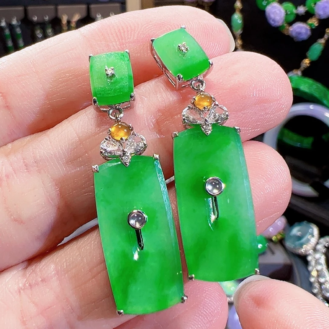 翡翠18K金镶嵌耳饰签收后24小时鉴赏期