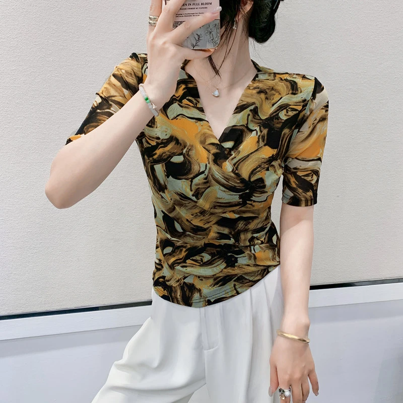 夏季新款9972碎花T恤显瘦气质洋气时尚百搭修身豹纹女士v领印花