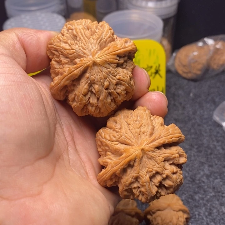 【闪购商品】吊坠文玩核桃52大粗筋