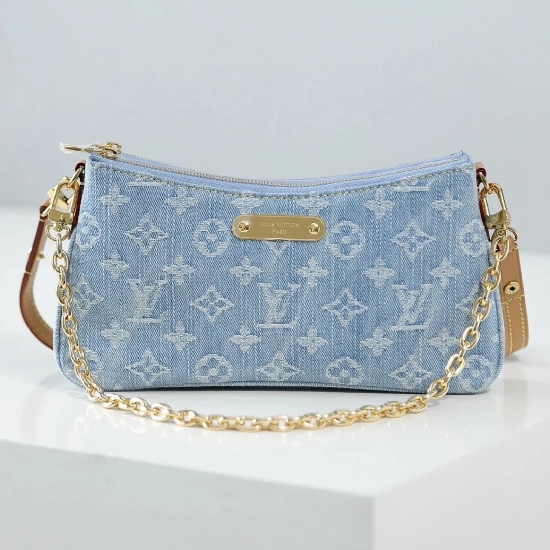 99新 LouisVuitton/路易威登 牛仔单宁liv腋下包 牛仔蓝  单肩包/