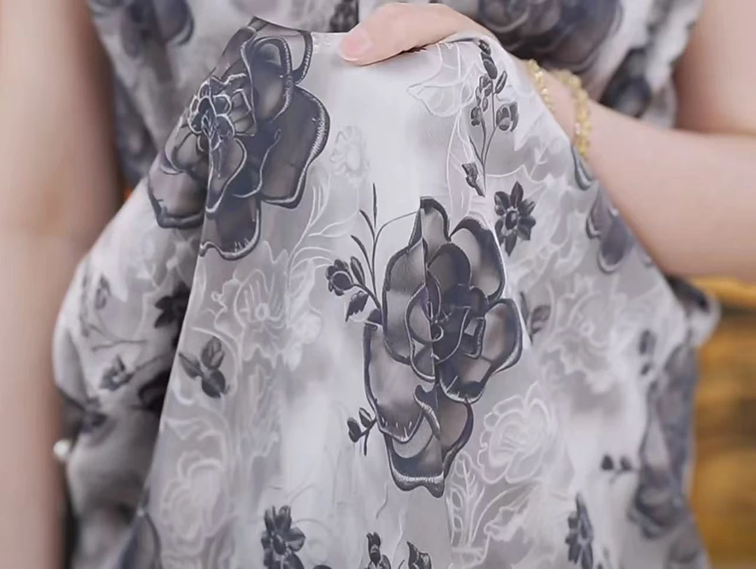 【送腰带】杭州正品2025年新款气质高端显瘦素影繁花连衣裙女