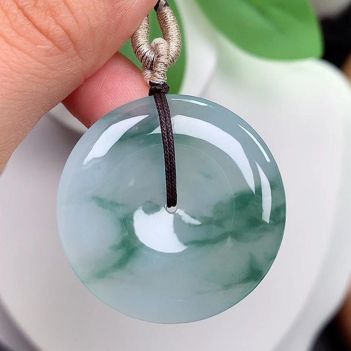 翡翠未镶嵌颈饰平安扣 34.5x5.8mm