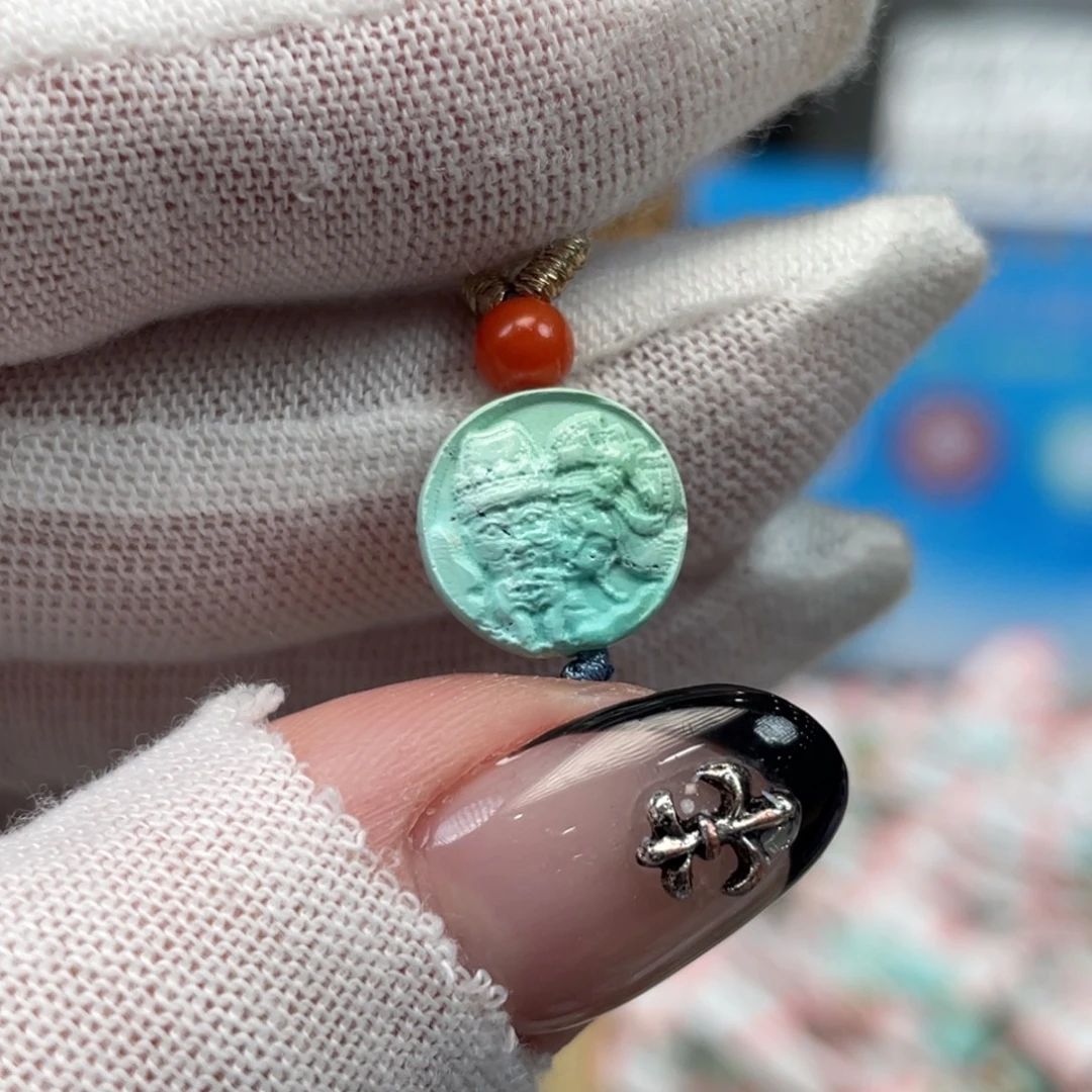 绿松石未镶嵌挂件