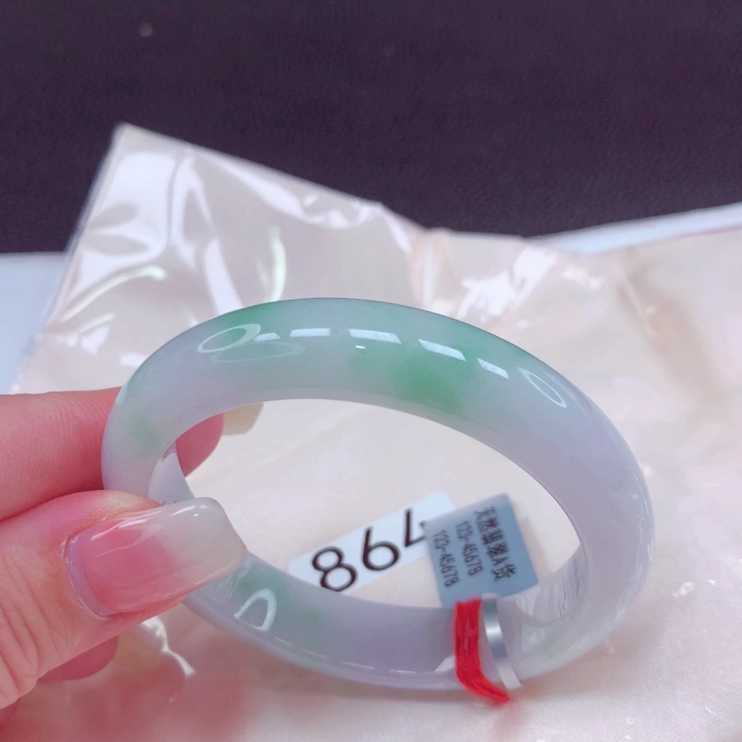 未镶嵌手镯翡翠手镯
