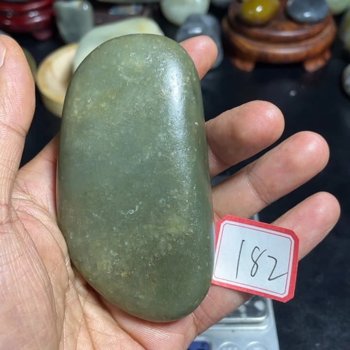 和田玉未镶嵌颈饰182