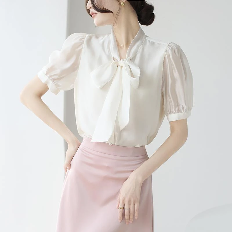 法式蝴蝶结泡泡短袖衬衫女夏季新款复古温柔珠光气质仙气飘带上衣