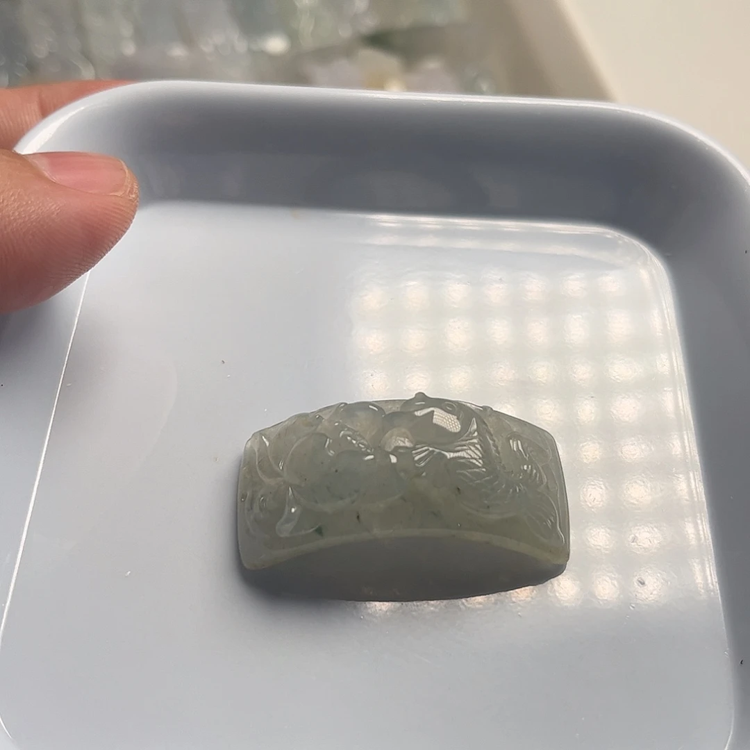 翡翠未镶嵌颈饰天然翡翠