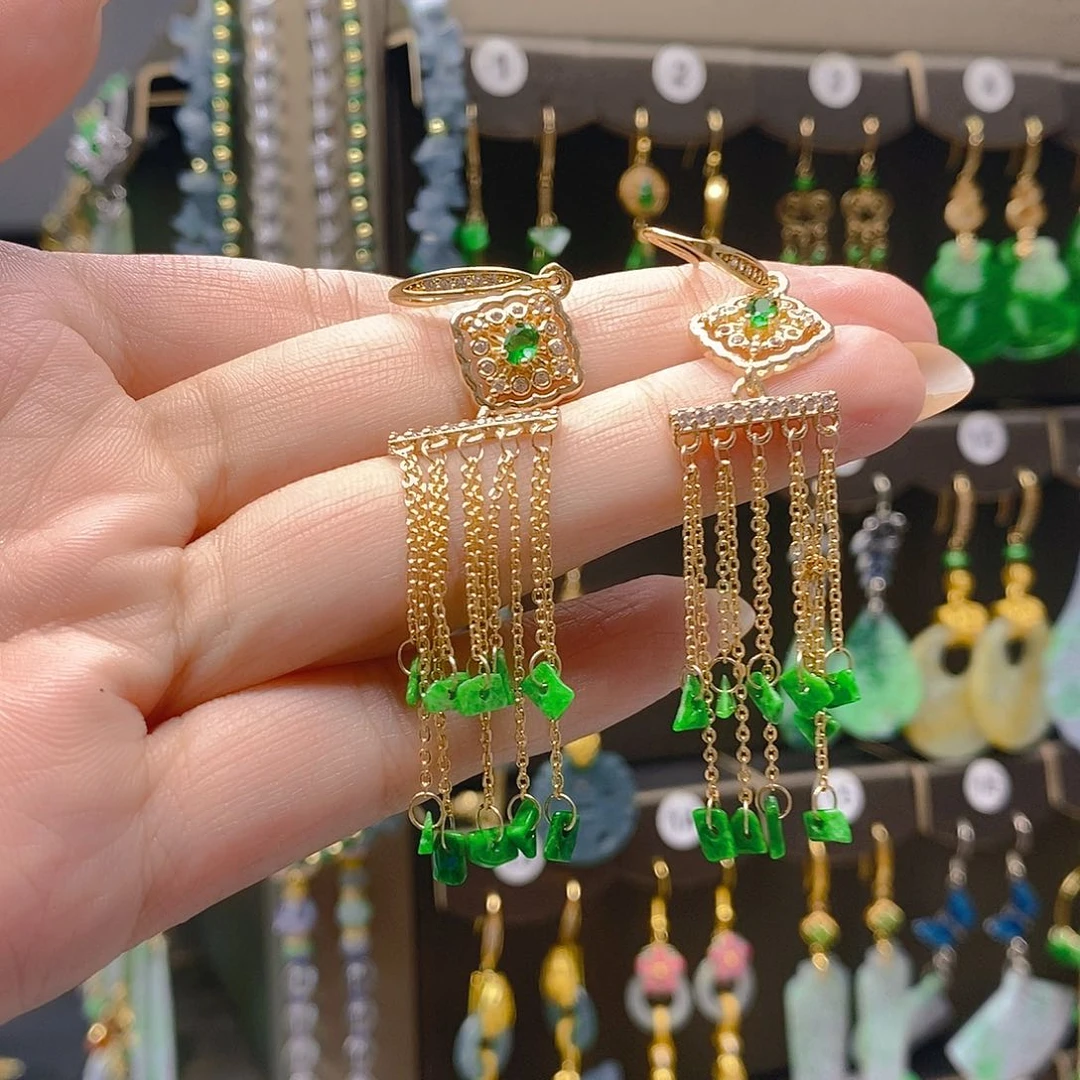 未镶嵌翡翠耳饰翡翠