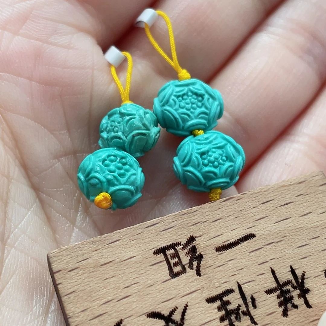 绿松石颈饰未镶嵌