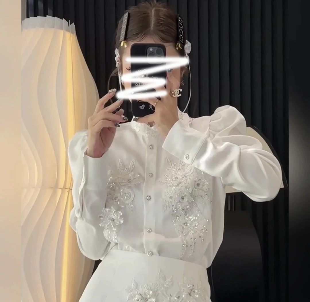 法式复古白色长袖衬衫女2025新款立体花朵亮片重工衬衣设计感上衣