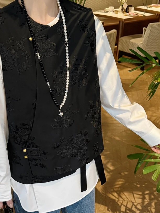 ELVISCHEUNG开运 EMILLY限定合作款 精纺满绣宽松中式马甲