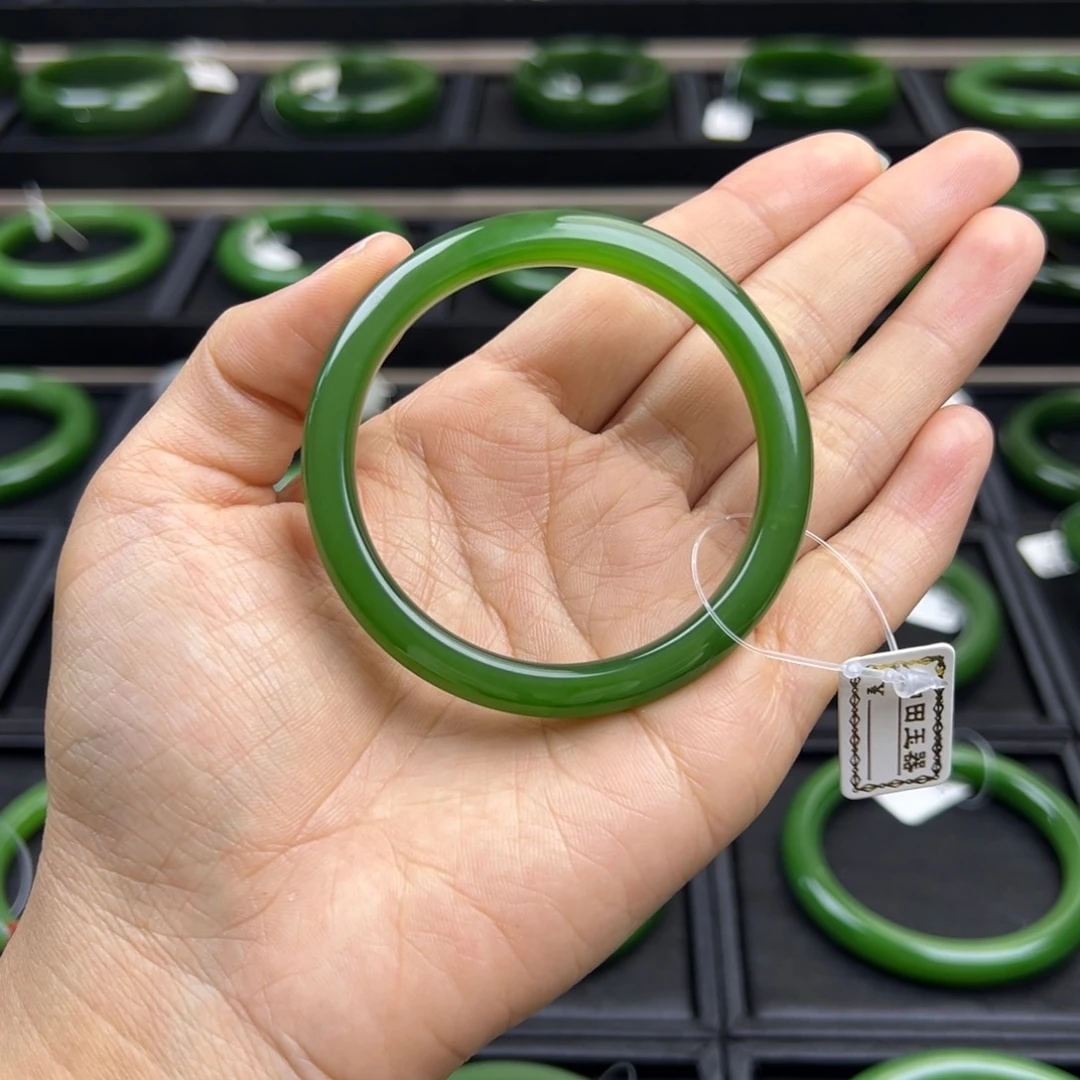 和田玉（碧玉）未镶嵌手镯冰底碧玉