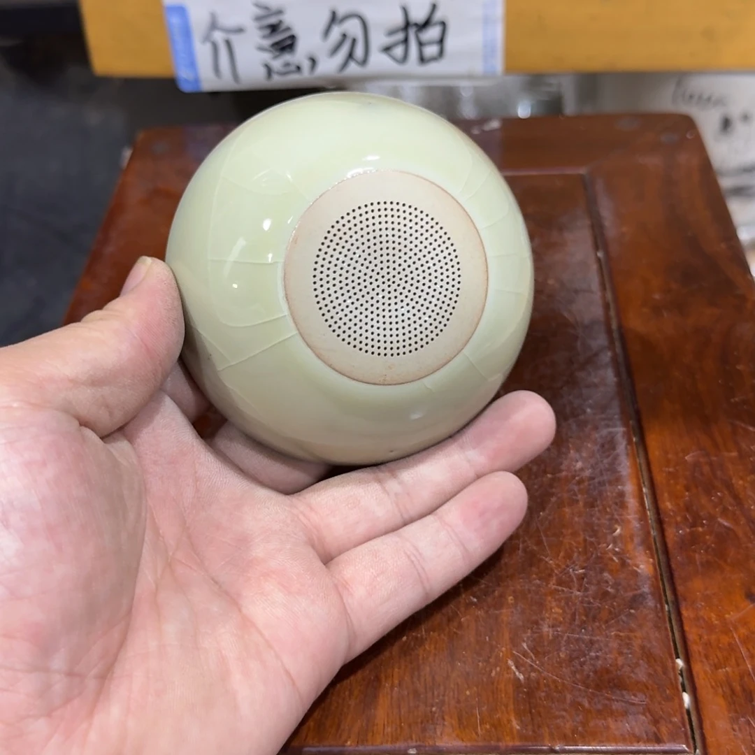 微瑕疵介意勿拍陶瓷器皿H714