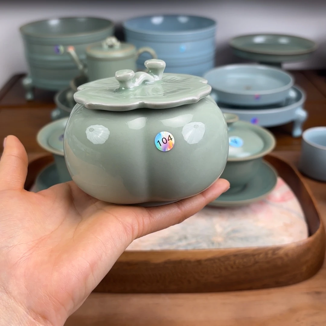 摆件陶瓷编号104豆绿釉茶叶罐孤品特价