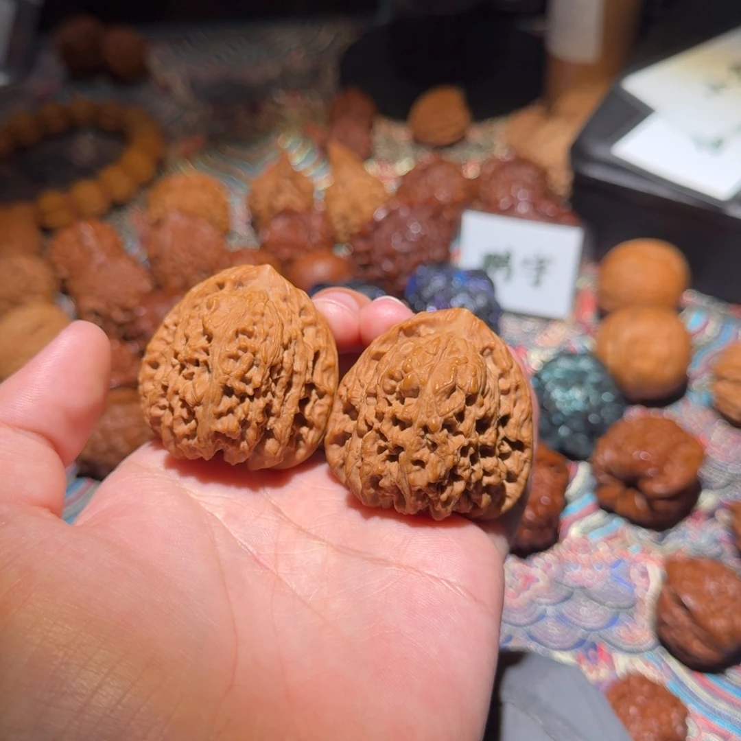 把件核桃1437号43三角南疆石南疆石南疆石