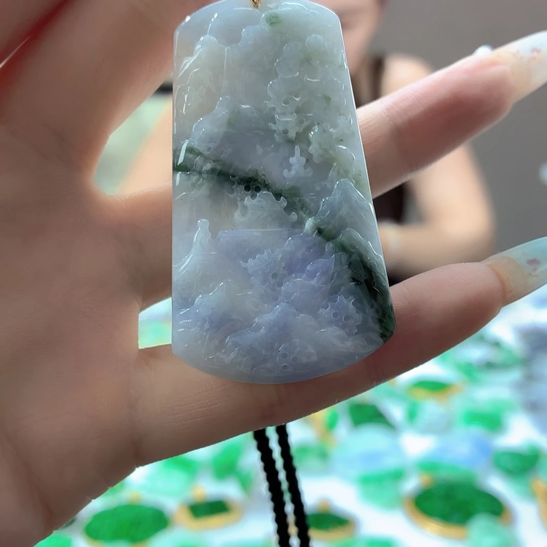 翡翠未镶嵌颈饰翡翠