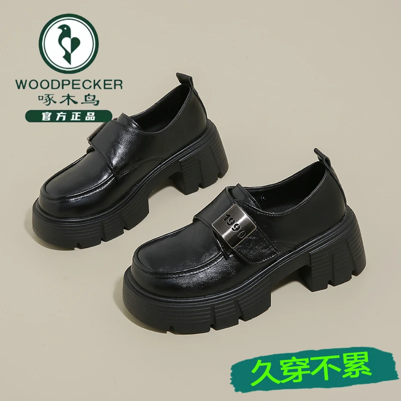 啄木鸟专柜正品时尚英伦黑色小皮鞋女2025新款冬季复古圆头单鞋女
