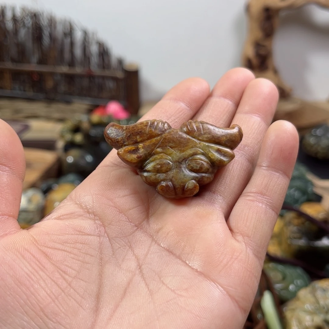 岫岩河磨玉（透闪石质玉）挂件未镶嵌覃*天