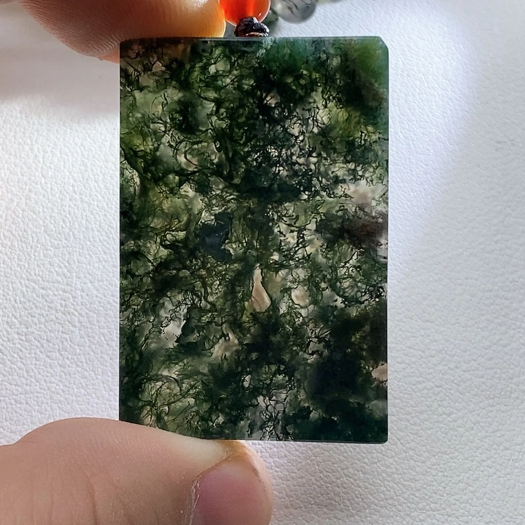 未镶嵌颈饰玛瑙/玉髓追*