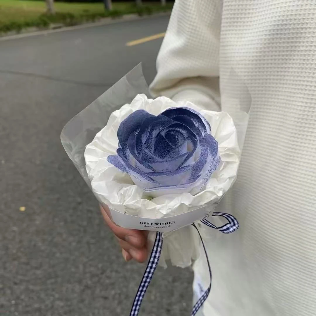 卡布奇洛乌梅子酱弗洛车载香薰汽车出风口花束迷你永生香皂玫瑰花