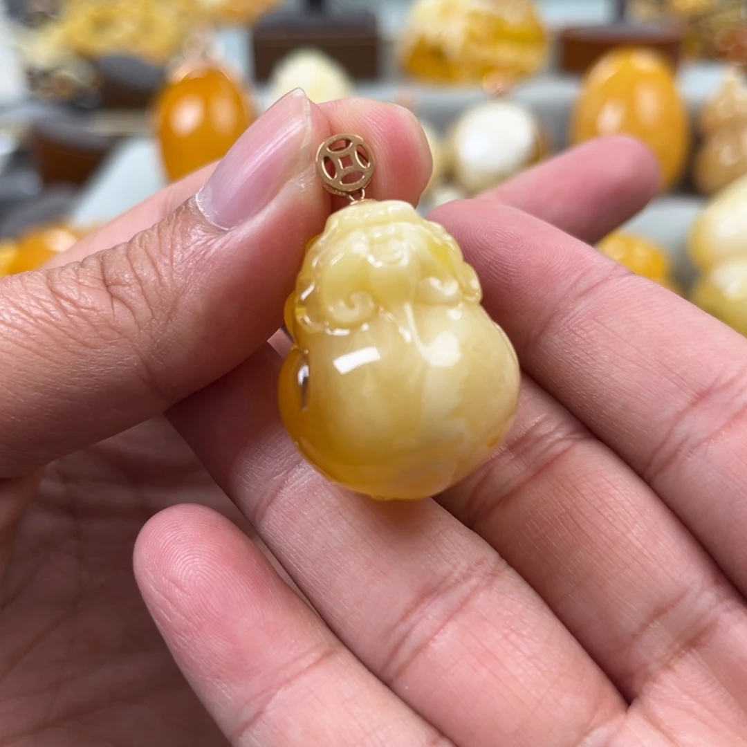 蜜蜡18K金镶嵌珠宝奇石