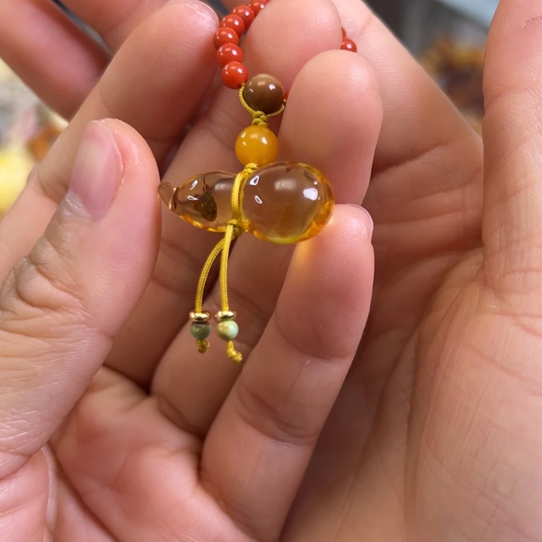 蜜蜡裸石未镶嵌琥珀