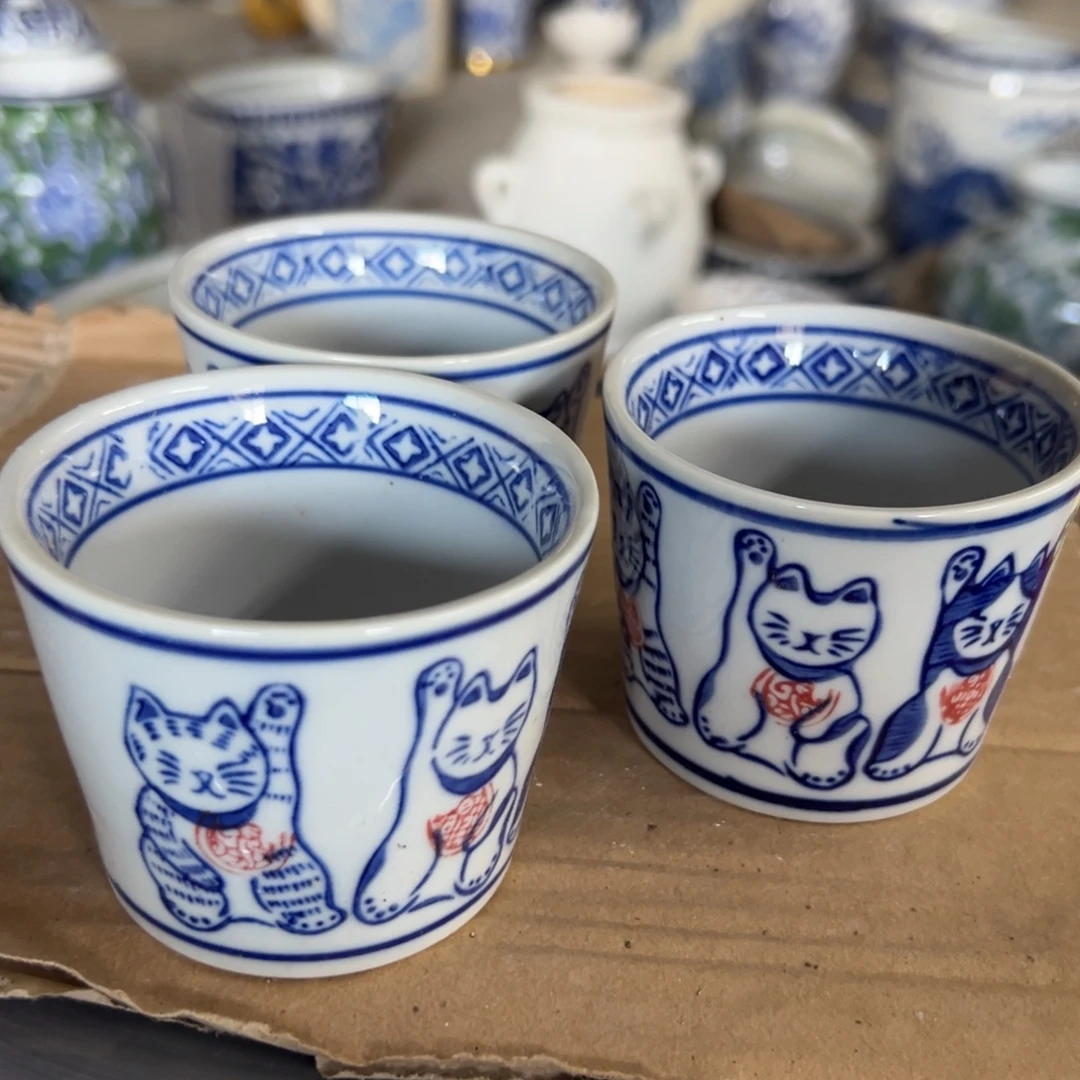 微瑕青花瓷器值得厚爱