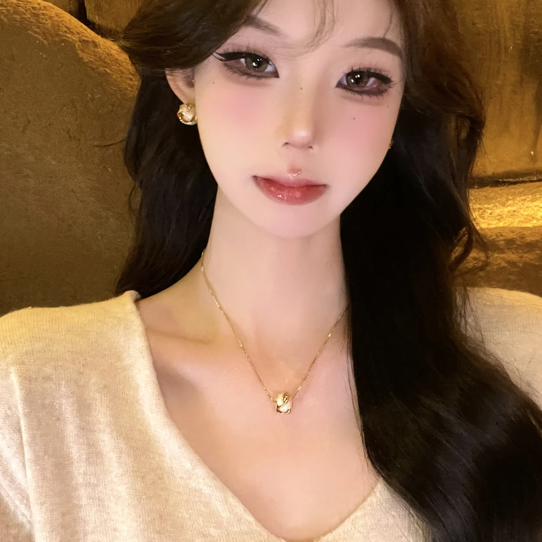 铜合金耳饰 法式设计感耳环项链新中式同心结秋冬爆款显白耳饰