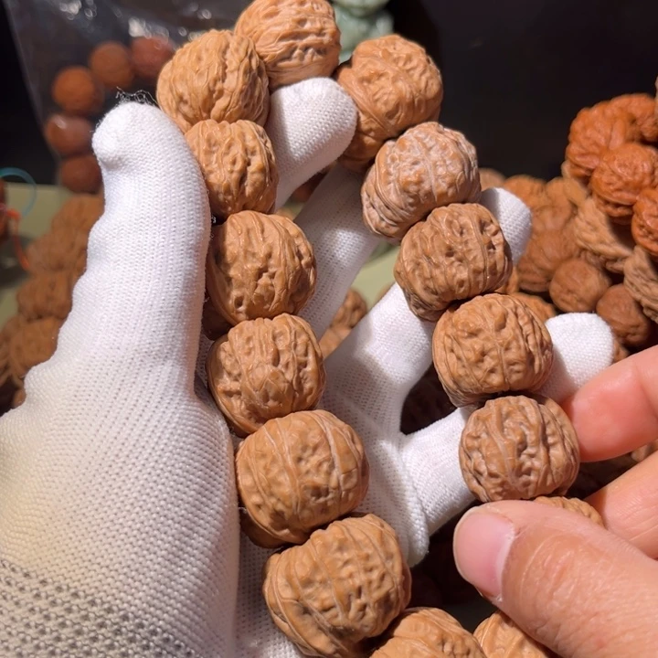 青***茂文玩核桃手串…………