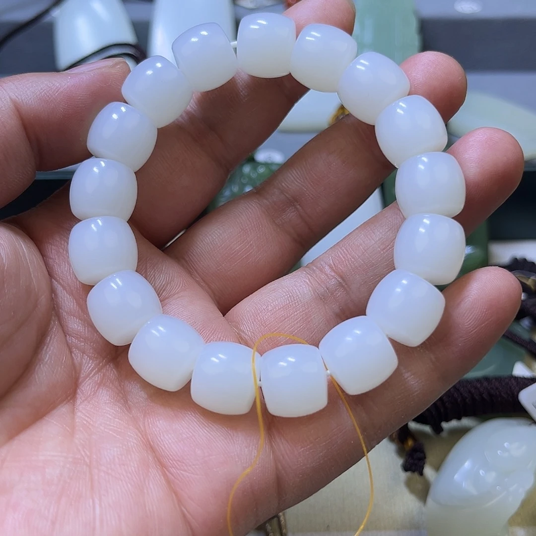 和田玉手链未镶嵌