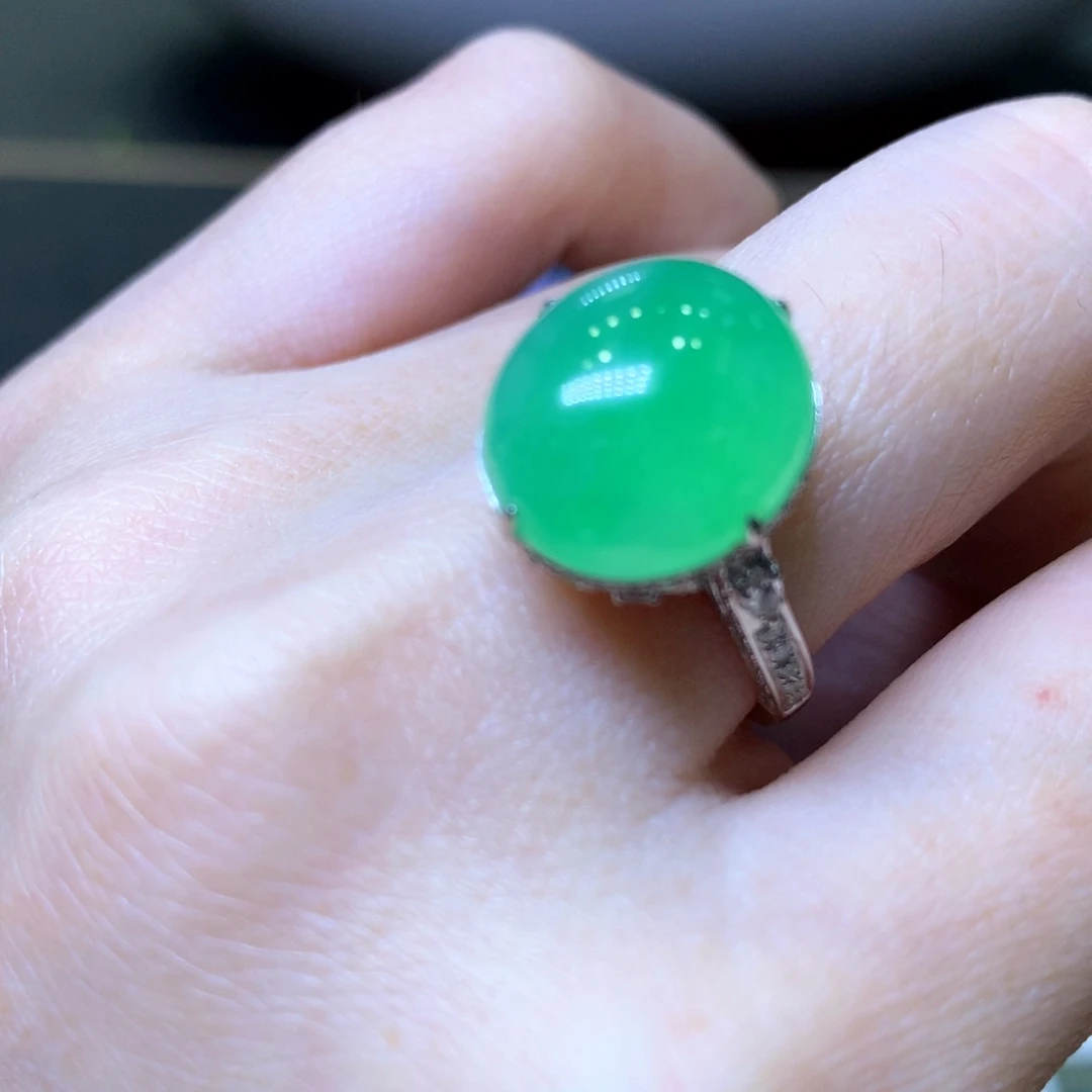 【闪购商品】翡翠颈饰18K金镶嵌翡翠吊坠项链