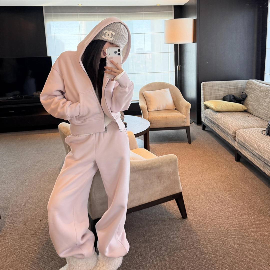 韩系一整套深冬穿搭减龄慵懒风加绒卫衣阔腿裤运动休闲两件套女