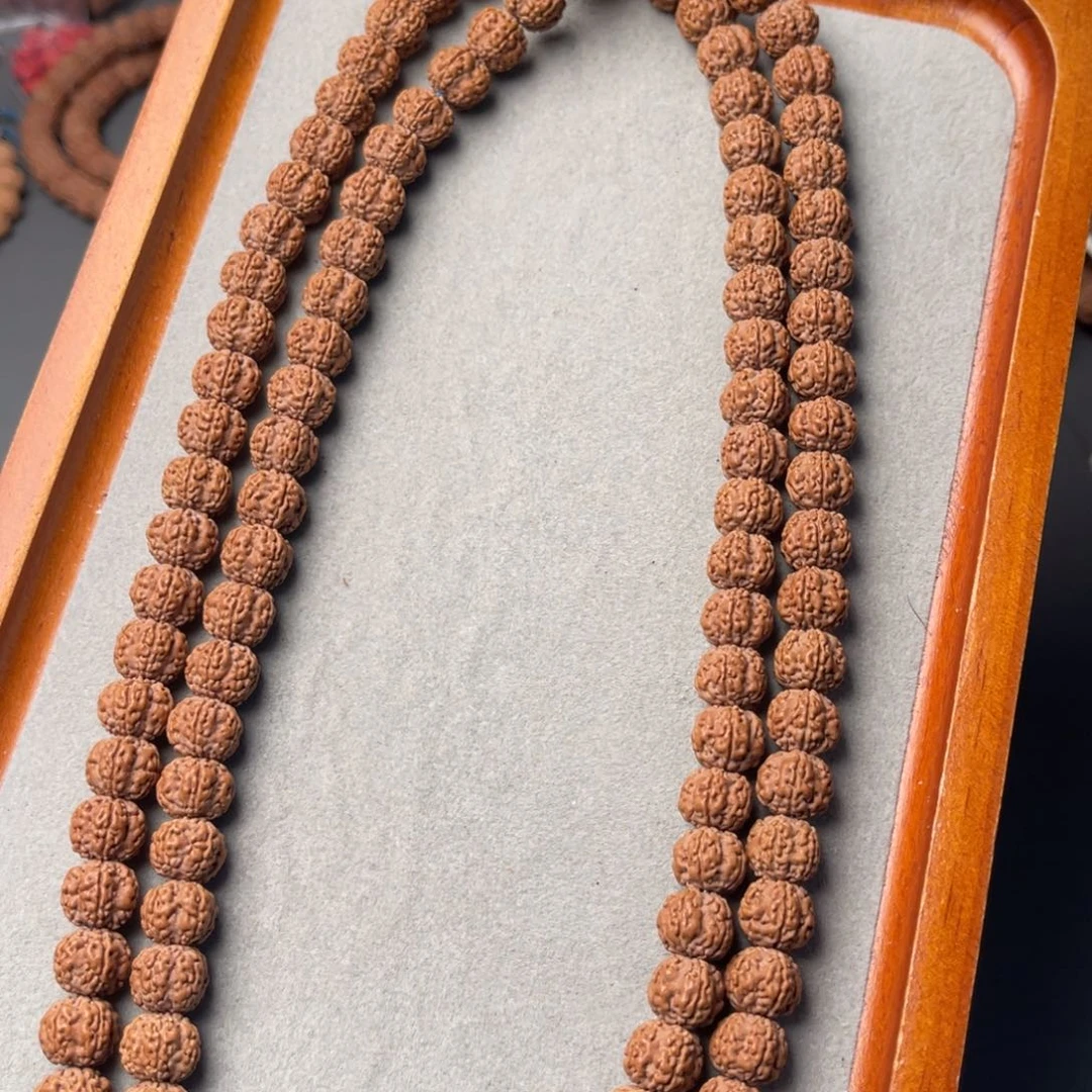 顽****金刚菩提吊坠9.5➕老树梅花