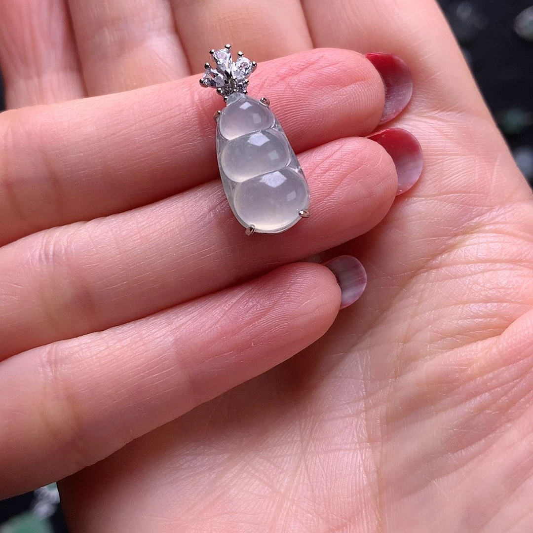 颈饰银S925镶嵌翡翠浅*11111111