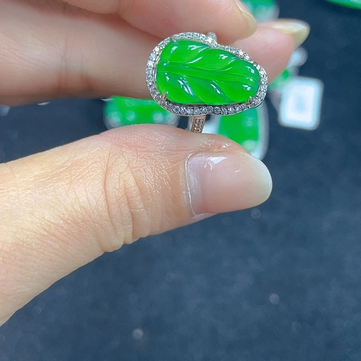 翡翠银S925镶嵌吊坠(不含链)