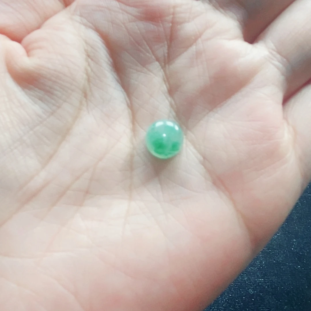 未镶嵌石英质玉珠宝半成品