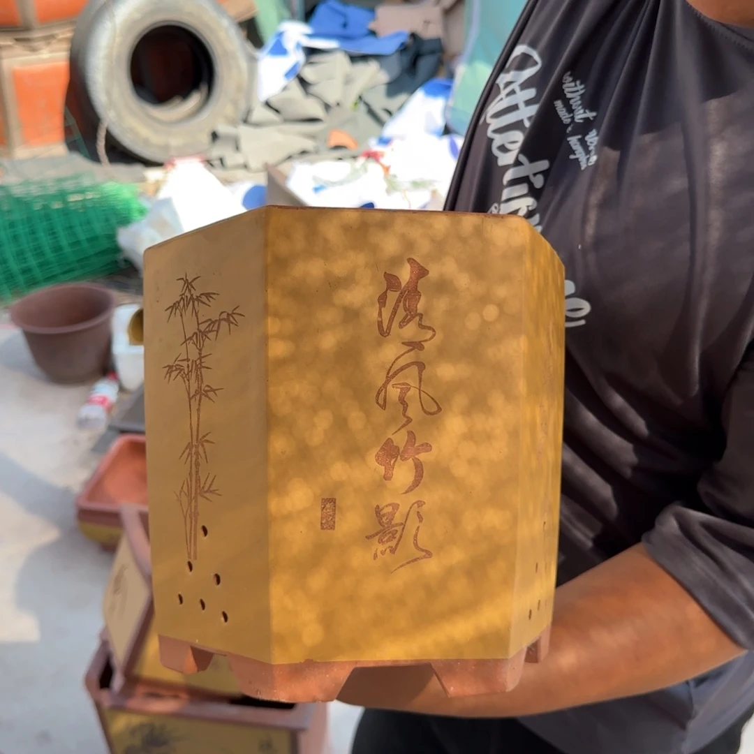 紫砂花盆瑕疵和瑕疵