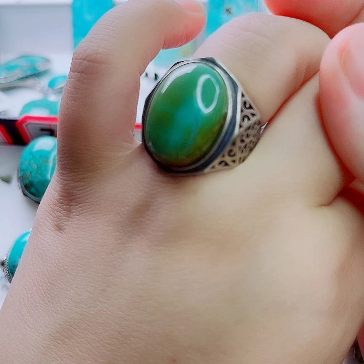 未镶嵌绿松石珠宝奇石