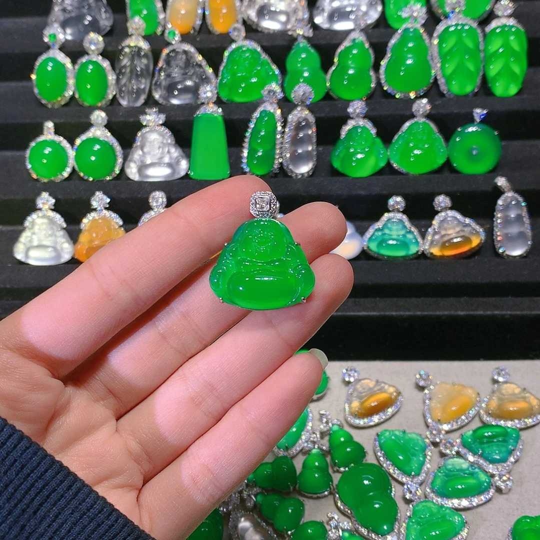 余***己玛瑙/玉髓银S925镶嵌颈饰