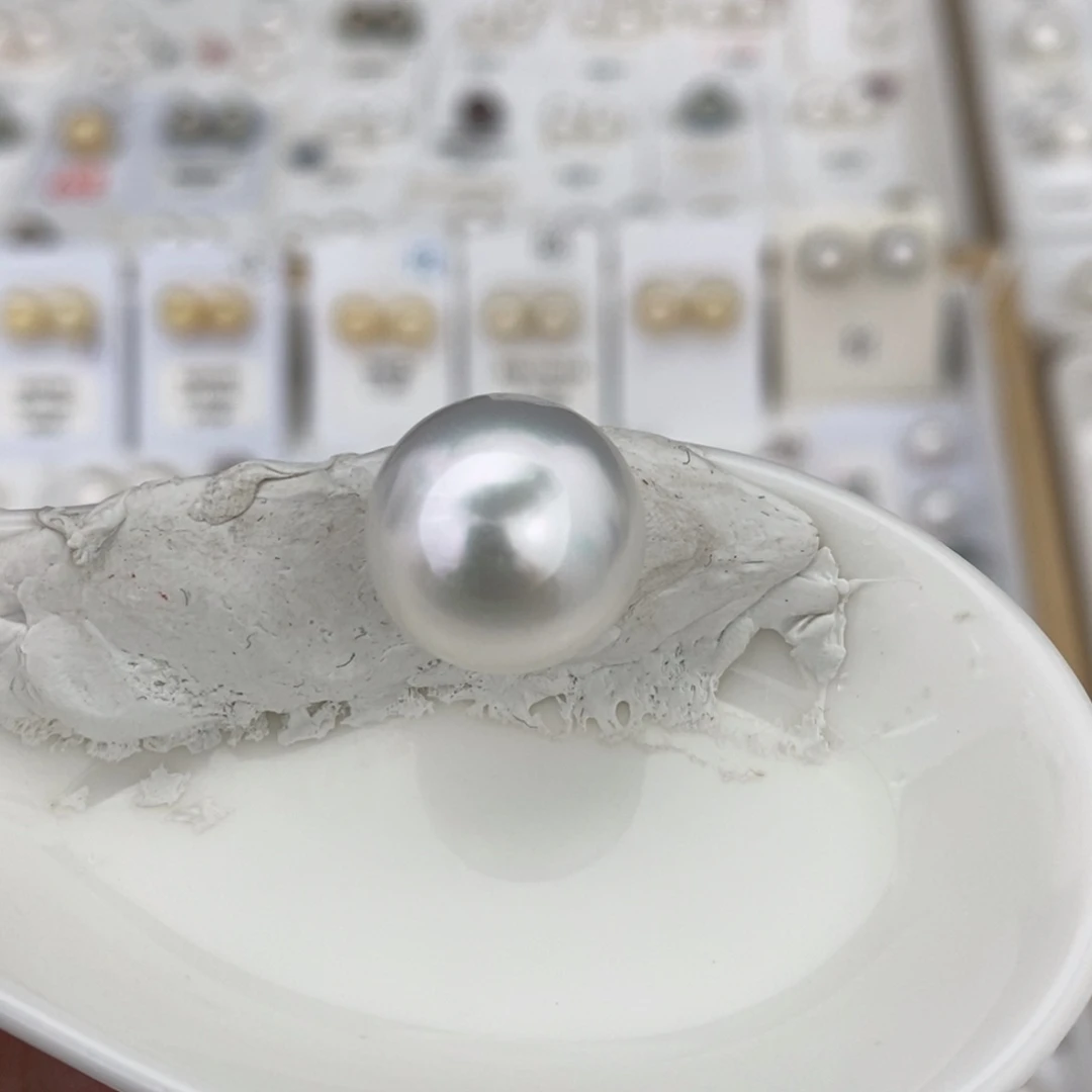 颈饰未镶嵌海水珍珠