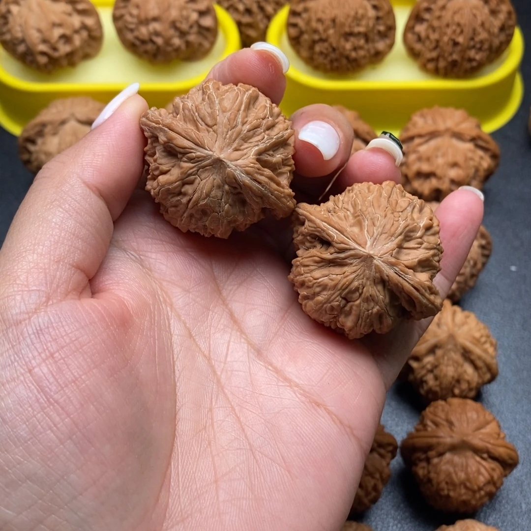 骛****吊坠文玩核桃磨盘40